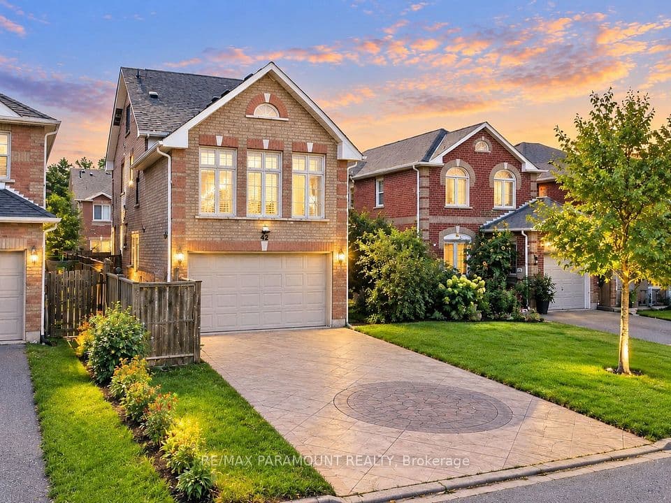 42 Ripley Crescent, Brampton, ON L6Y 5C4 – main photo