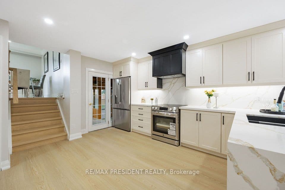 5 Simmons Boulevard, Brampton, ON L6V 3V3 – photo 3