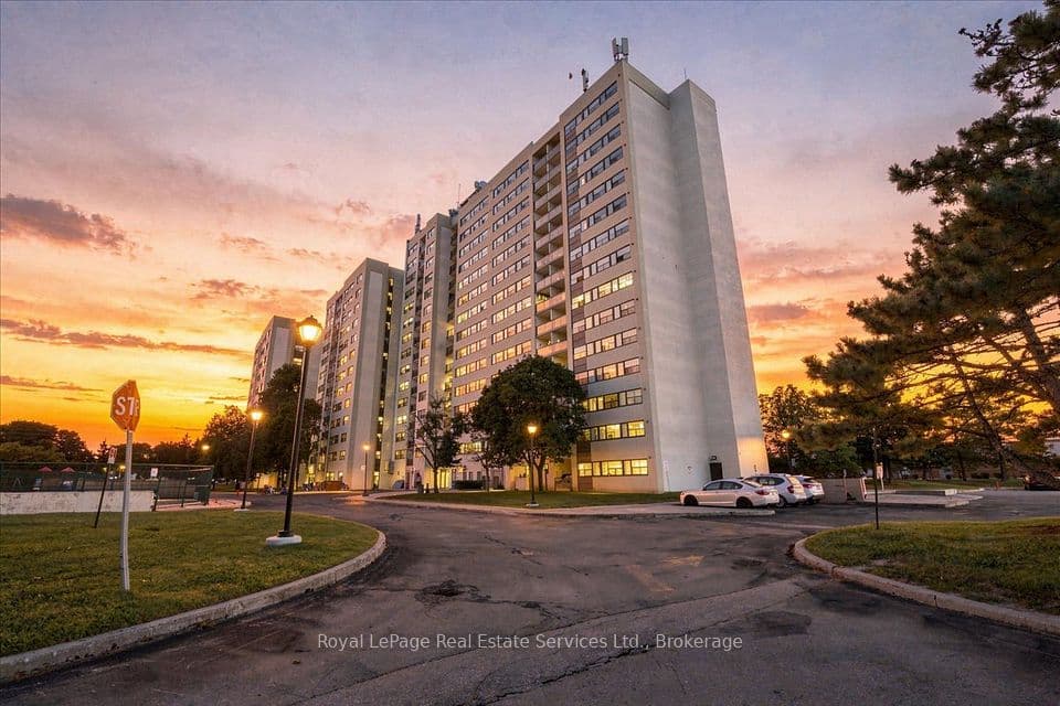 2900 Battleford Road 1112, Mississauga, ON L5N 2V9 – main photo