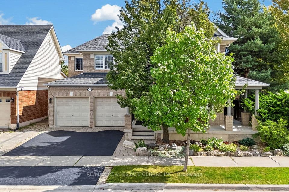 1667 Dempsey Crescent, Milton, ON L9T 5M5 – photo 2