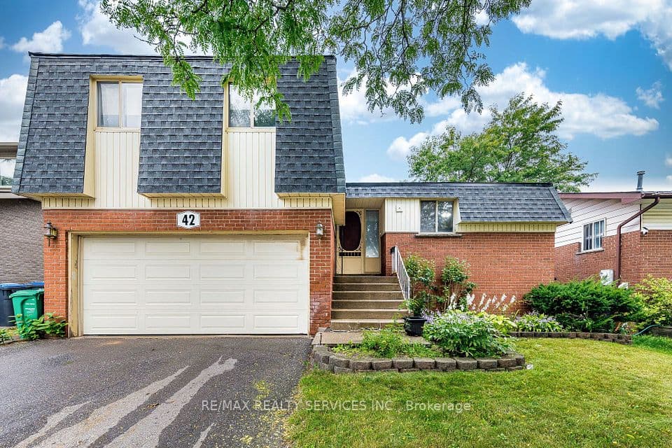 42 Linkdale Road, Brampton, ON L6V 2Y6 – main photo
