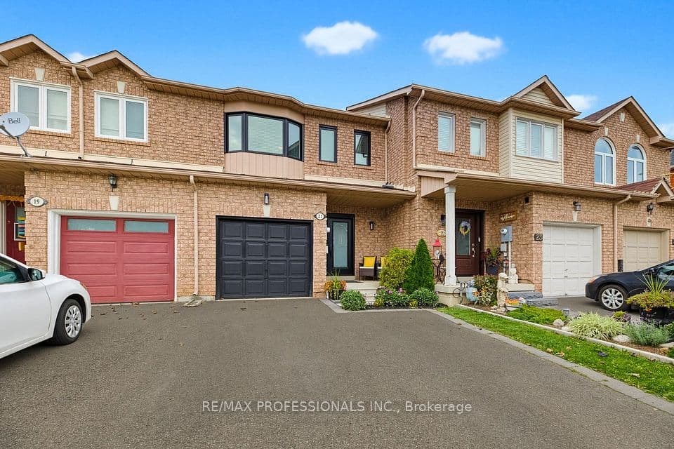 21 Waterbury Street, Caledon, ON L7E 1X2 – photo 2