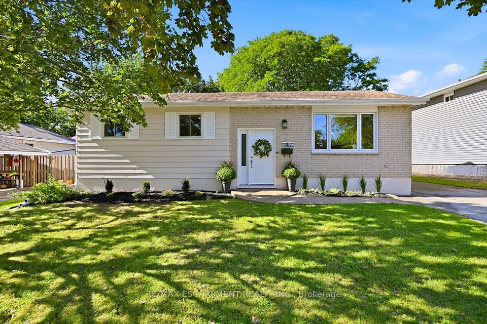 2120 Cavendish Drive, Burlington, ON L7P 1Z3 – photo 2