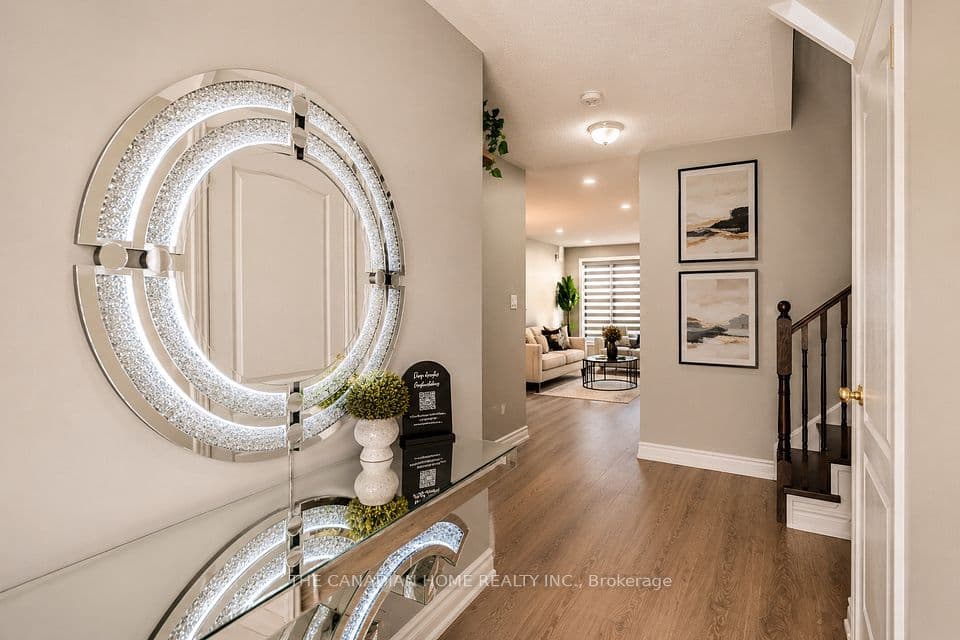 124 Tomabrook Crescent, Brampton, ON L6R 0V5 – photo 3