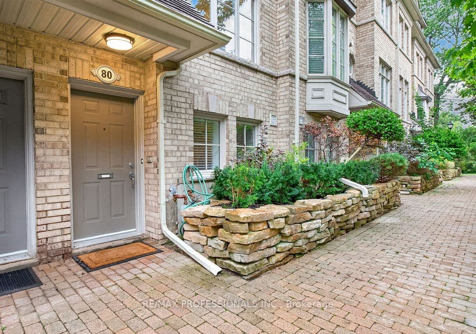 80 Furrow Lane, Toronto, ON M8Z 0A3 – photo 2