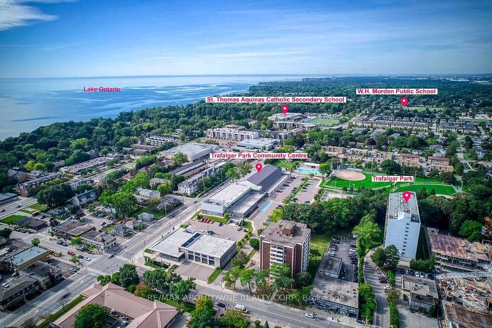 212 Kerr Street 906, Oakville, ON L6K 3B1 – photo 3