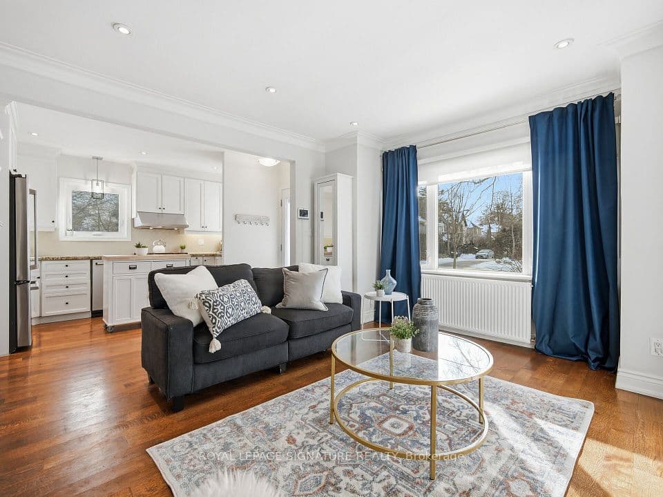 205 Prince Edward Drive S, Toronto, ON M8Y 3X1 – photo 2