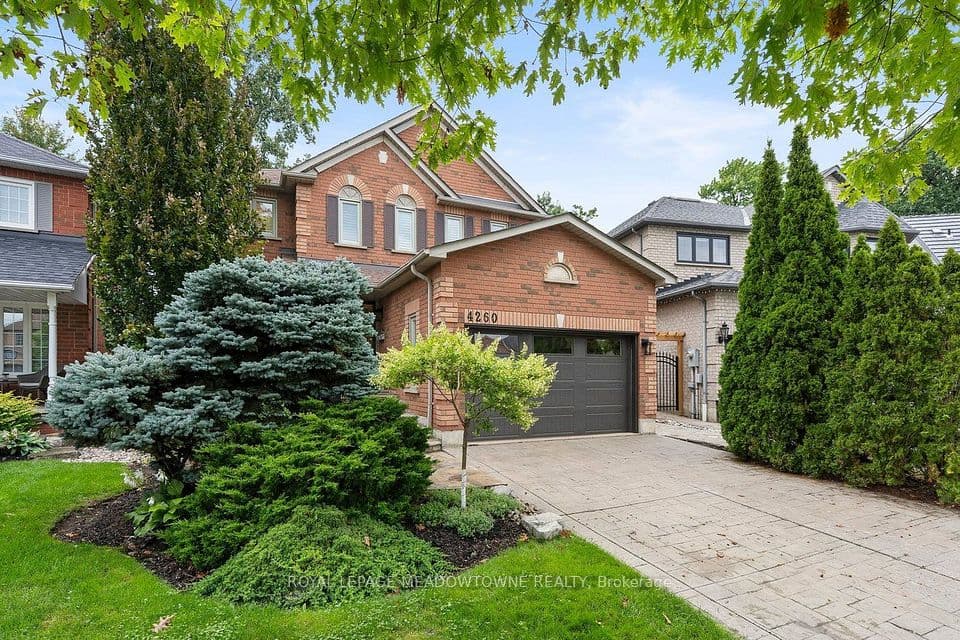 4260 Sagebrush Trail, Mississauga, ON L5C 4S2 – photo 2