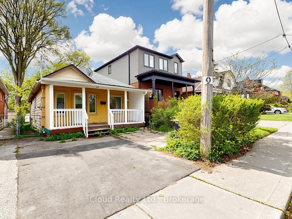 32 Seventeenth Street, Toronto, ON M8V 3K3 – photo 3