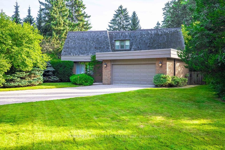 16 Colonial Crescent, Oakville, ON L6J 4K9 – photo 2