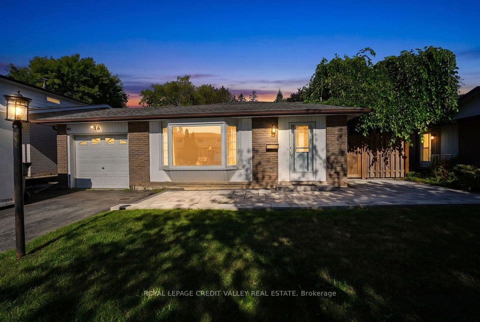 16 Lockton Crescent, Brampton, ON L6W 1C3 – main photo