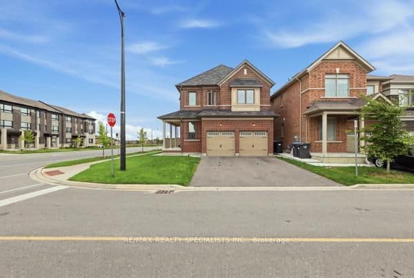 542 Remembrance Road, Brampton, ON L7A 5C8 – photo 2