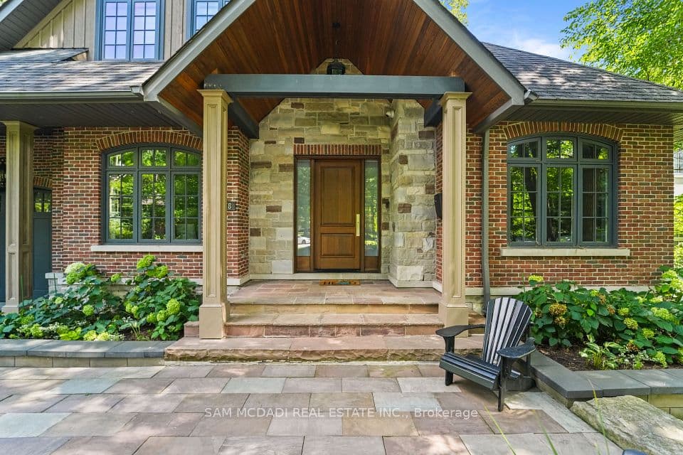 1578 Spring Road, Mississauga, ON L5J 1N3 – photo 2