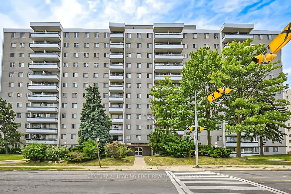 940 Caledonia Road 611, Toronto, ON M6B 2G8 – photo 2