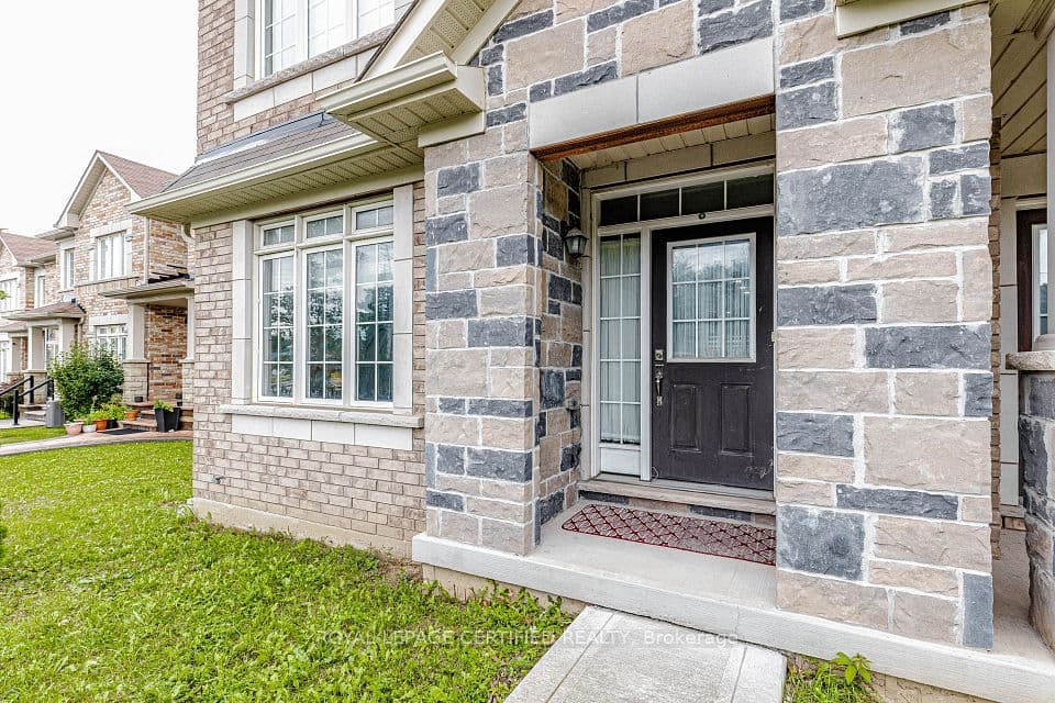 66 Hatton Court, Brampton, ON L6Y 0H7 – photo 3