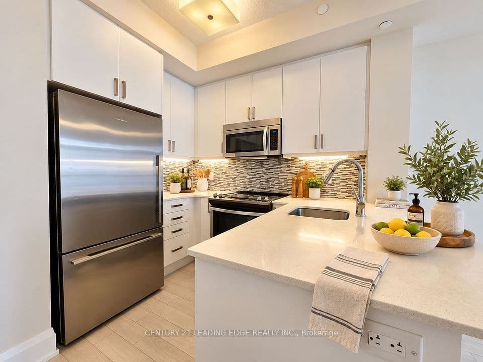 2 Old Mill Drive 505, Toronto, ON M6S 0A2 – photo 3