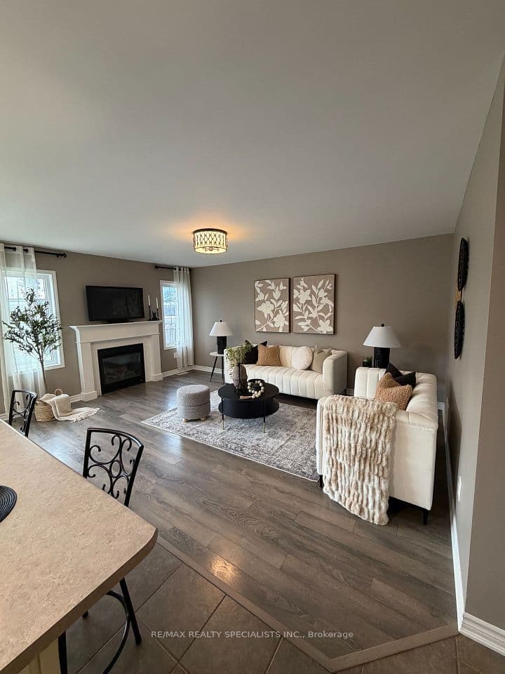 1730 Copeland Circle, Milton, ON L9T 8Y2 – photo 2
