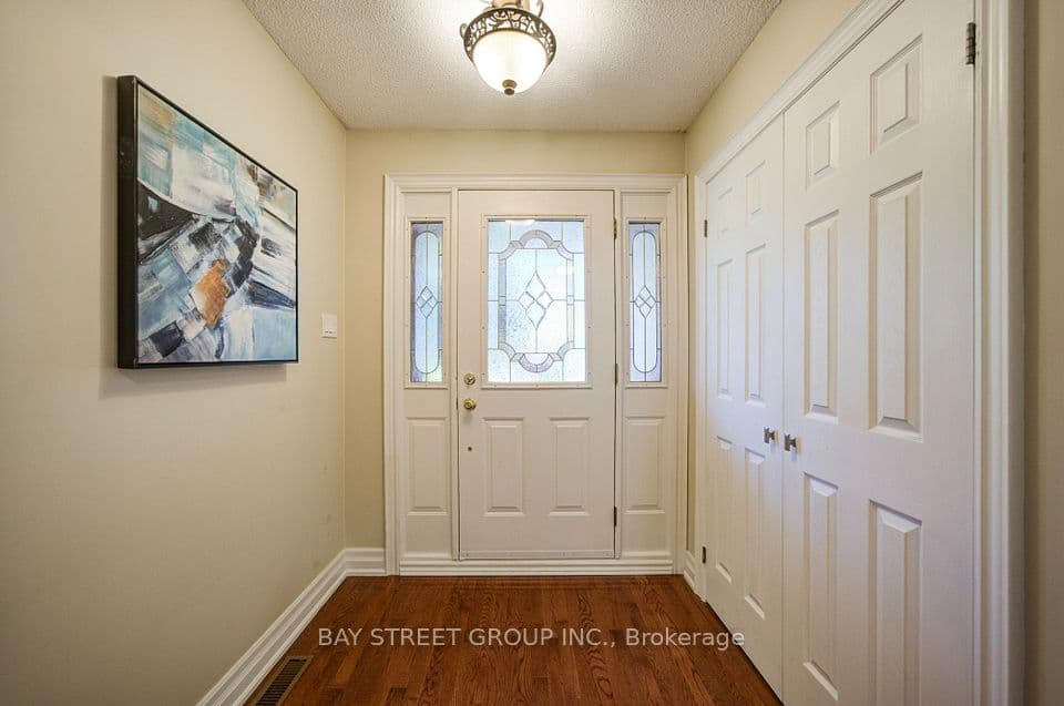 1348 Windrush Drive, Oakville, ON L6M 1W7 – photo 2