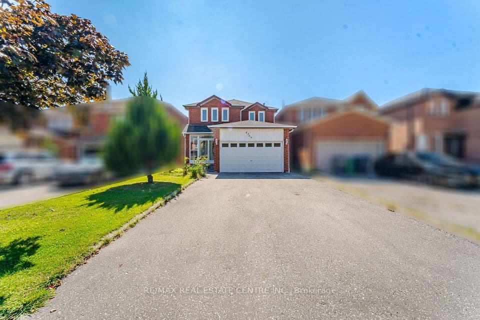 4569 Pemmican Trail, Mississauga, ON L4Z 2M2 – photo 3