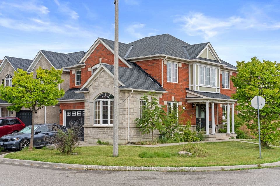 1 Slipneedle Street, Brampton, ON L6S 6L4 – photo 2