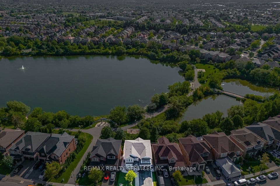 68 Southlake Boulevard, Brampton, ON L6V 4P1 – main photo