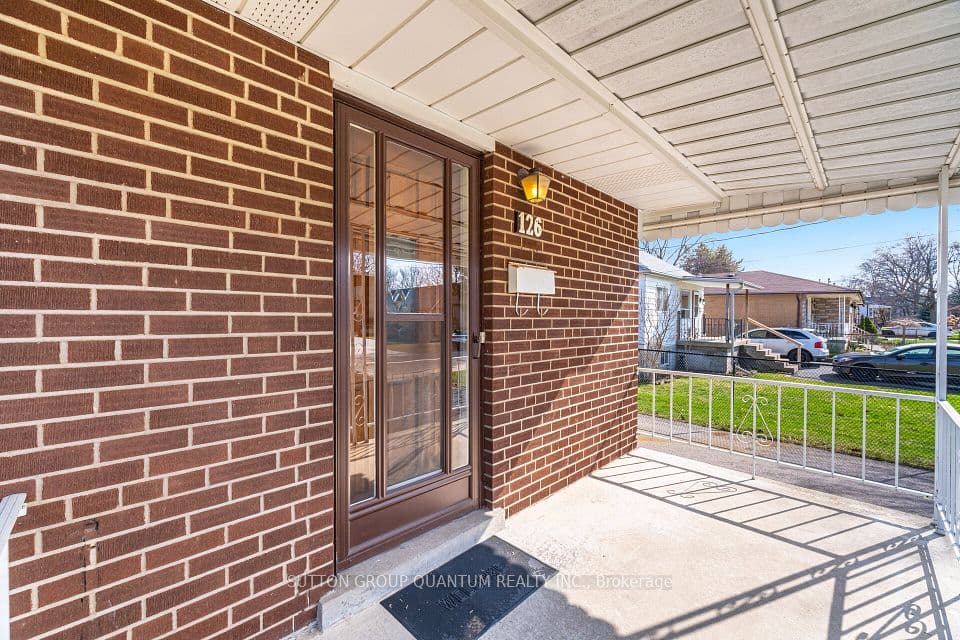 126 Angelene Street, Mississauga, ON L5G 1X2 – photo 3