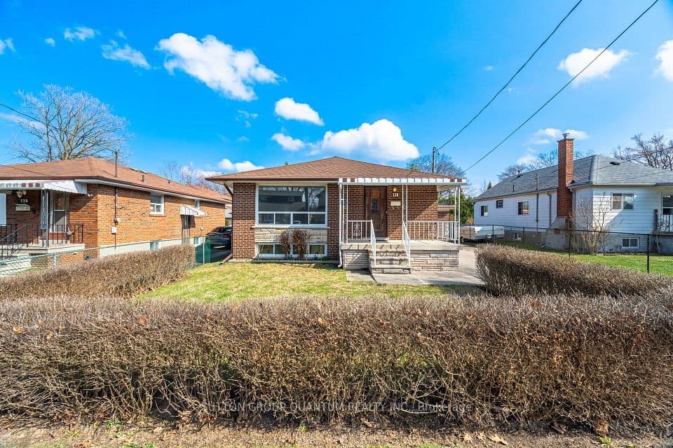 126 Angelene Street, Mississauga, ON L5G 1X2 – photo 2