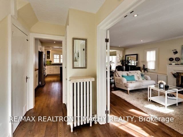 61 Thirty Seventh Street, Toronto, ON M8W 3L7 – photo 2