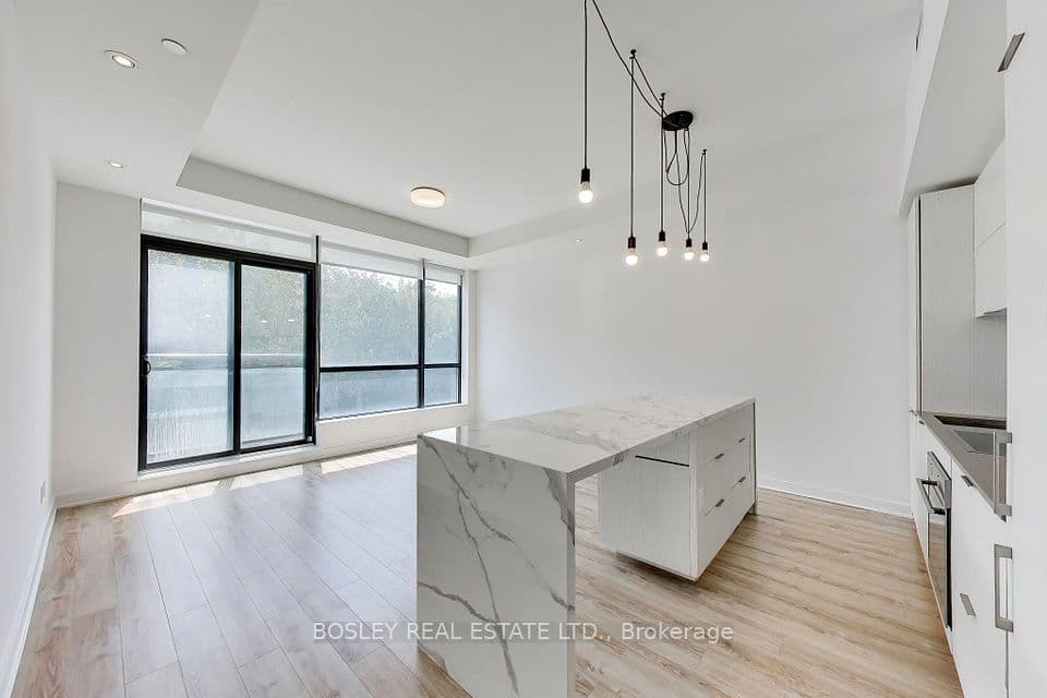 1990 Bloor Street W 210, Toronto, ON M6P 3L1 – photo 3