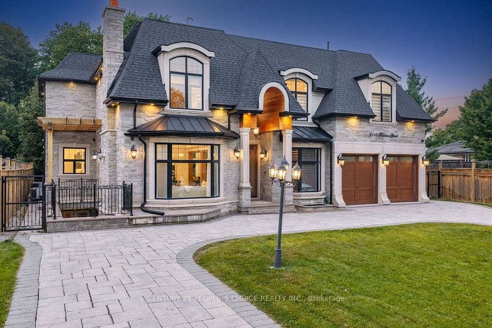 2115 Rebecca Street, Oakville, ON L6L 2A4 – main photo