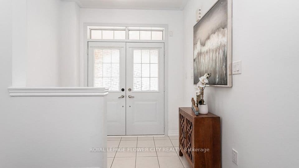 29 Backwater Trail, Brampton, ON L7A 5C2 – photo 2