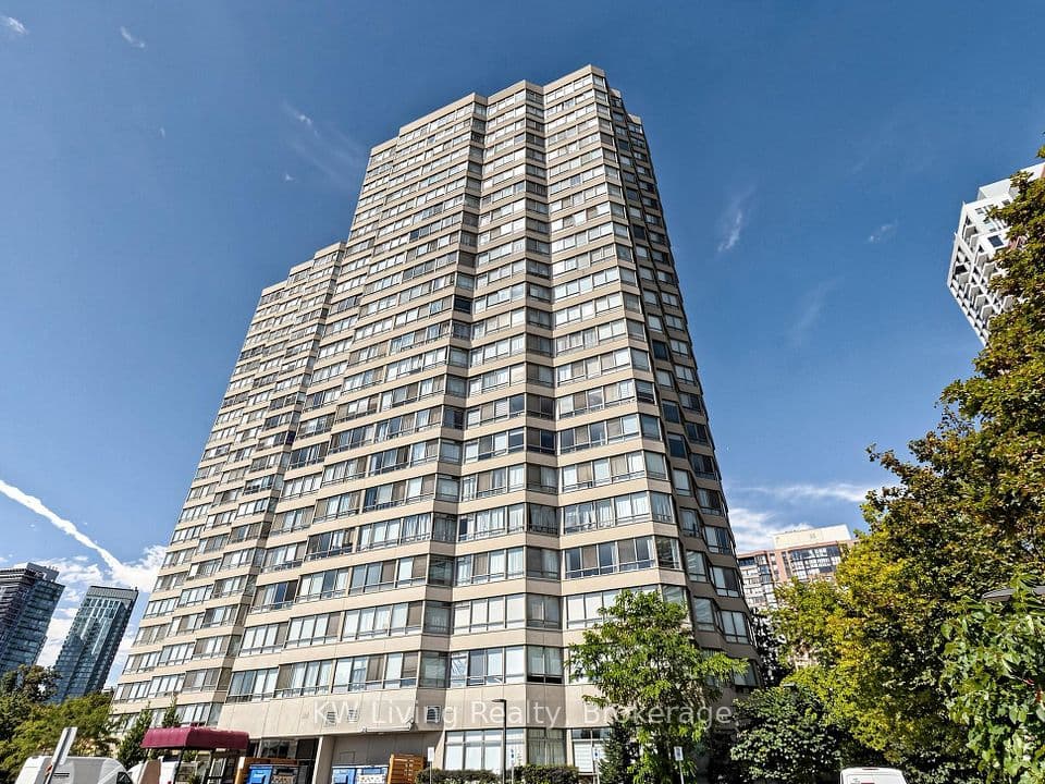 3605 Kariya Drive 811, Mississauga, ON L5B 3J4 – main photo