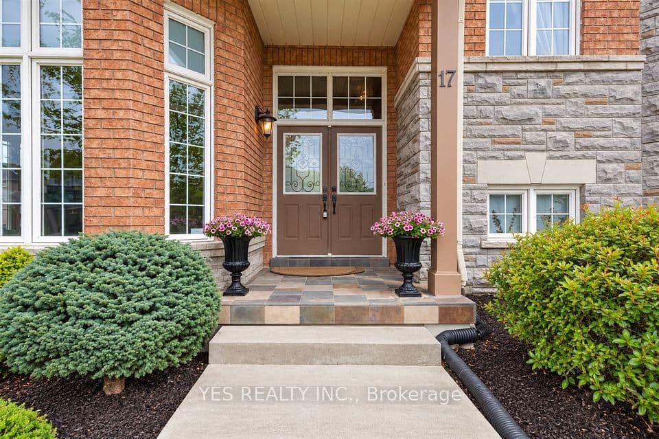 17 Snowcap Road, Brampton, ON L6R 1W2 – photo 3