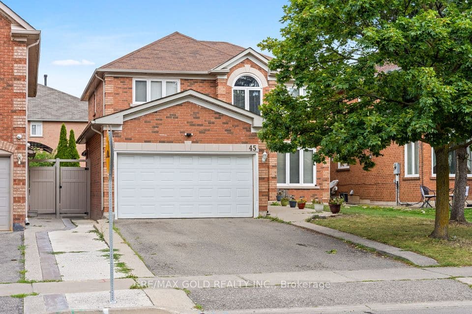 45 Eagleridge Drive, Brampton, ON L6R 1G1 – main photo
