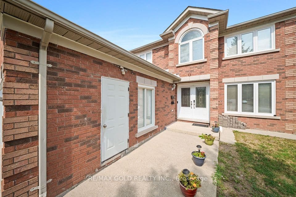 45 Eagleridge Drive, Brampton, ON L6R 1G1 – photo 3