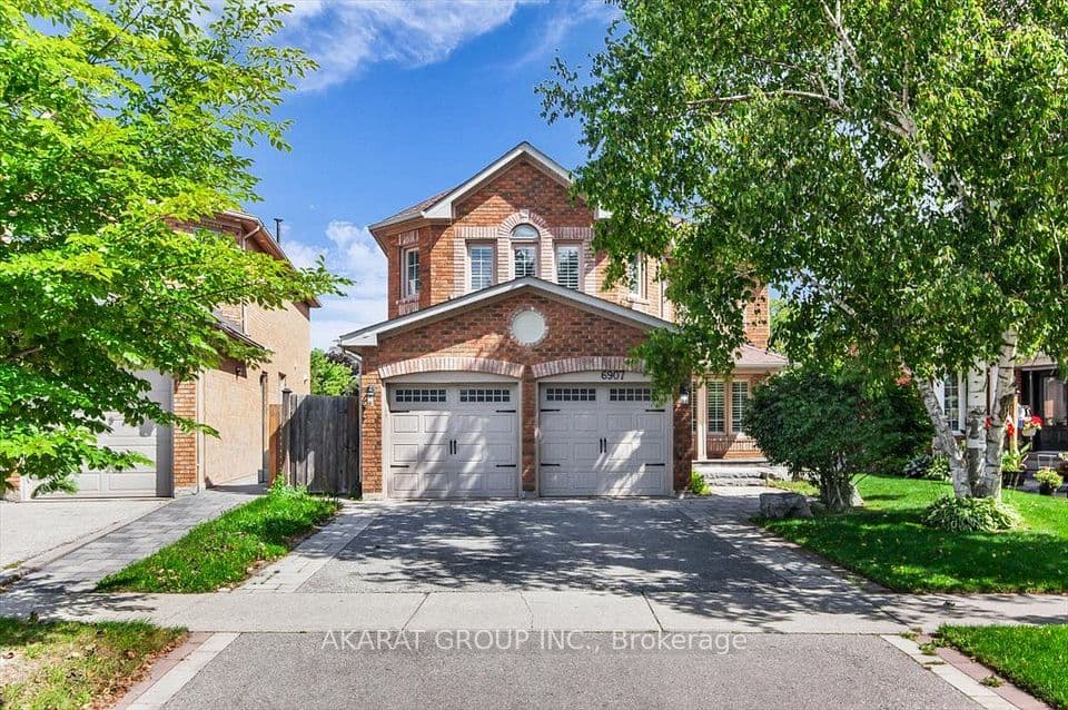 6907 Gracefield Drive, Mississauga, ON L5N 6T7 – main photo