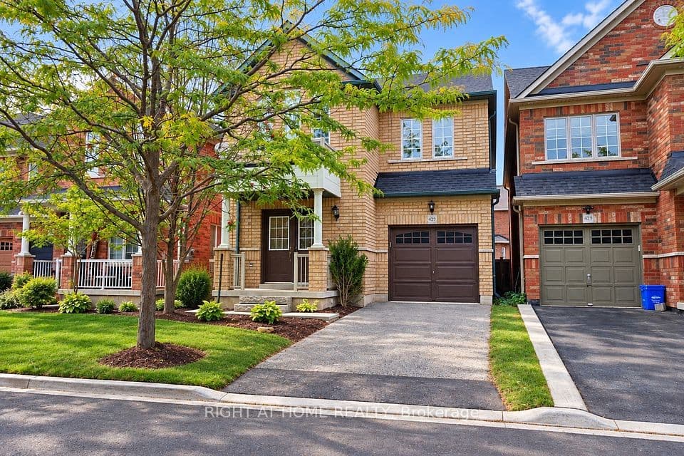 427 Chandler Crescent, Milton, ON L9T 0S9 – main photo