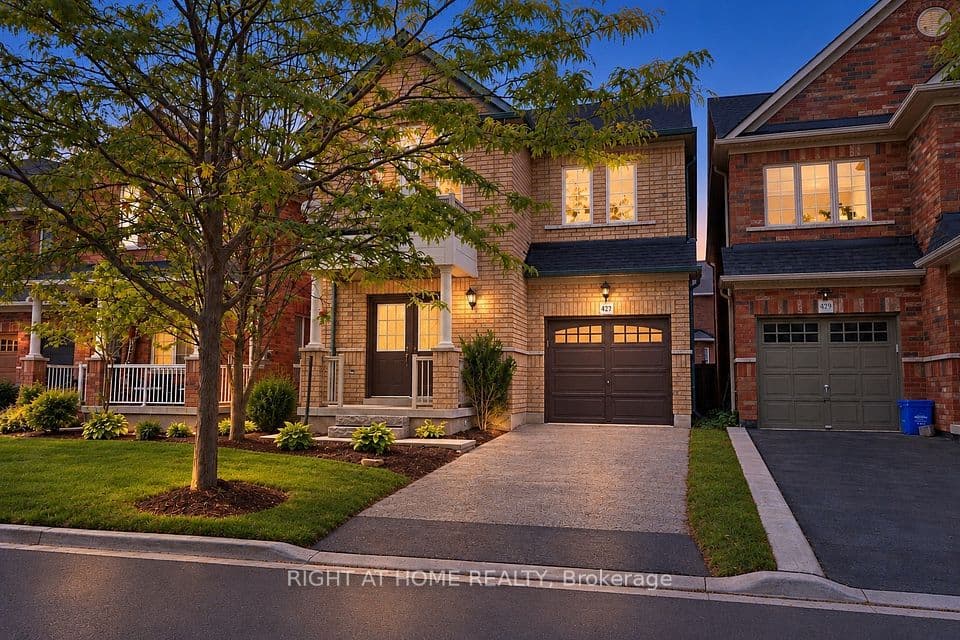 427 Chandler Crescent, Milton, ON L9T 0S9 – photo 2