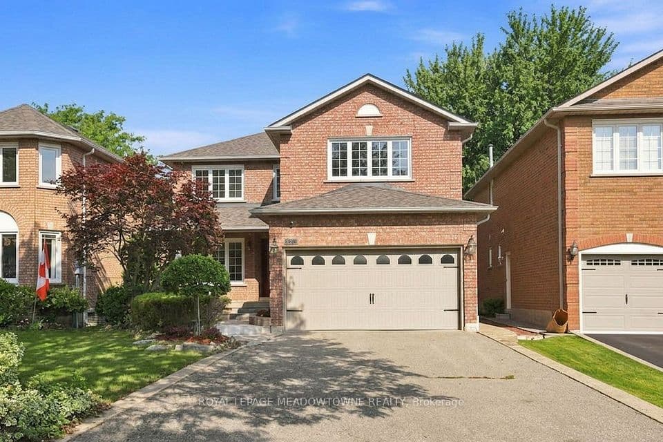 3268 Cajun Crescent, Mississauga, ON L5L 5T7 – main photo