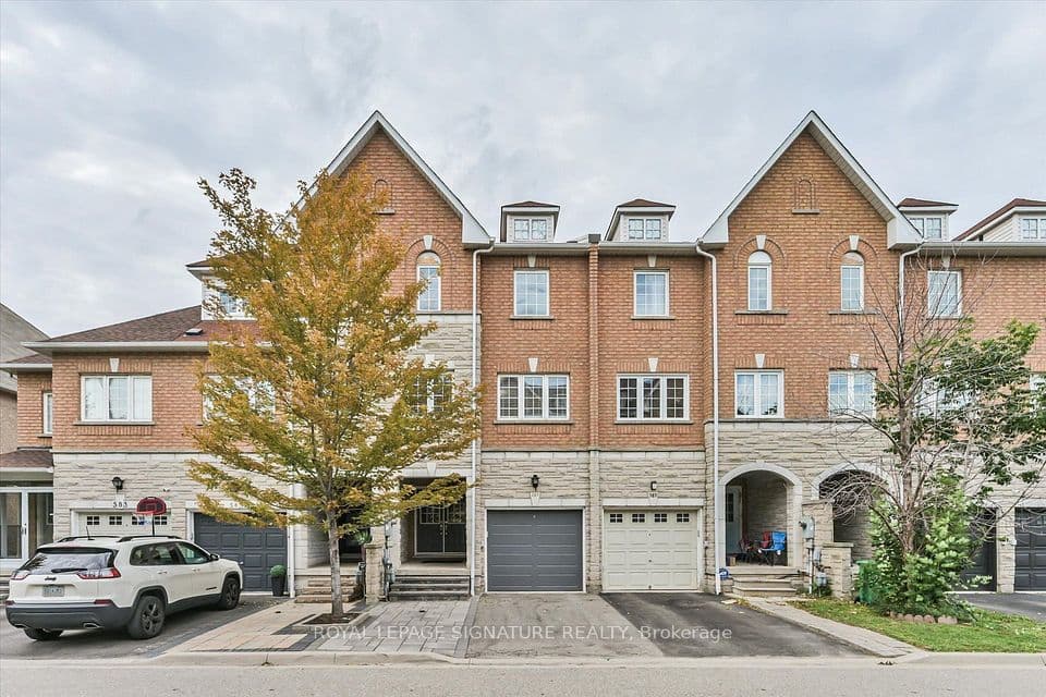 587 Candlestick Circle, Mississauga, ON L4Z 0B3 – main photo