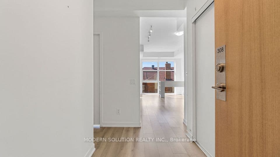 1787 St Clair Avenue W 308, Toronto, ON M6N 0B7 – photo 3