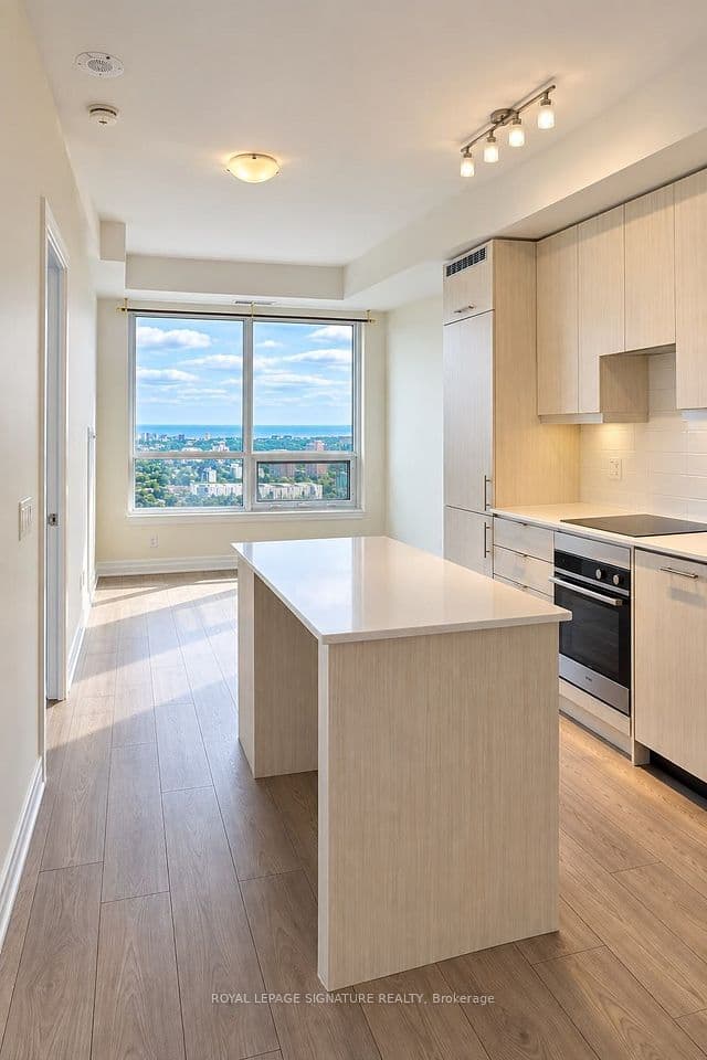 36 Elm Drive 3306, Mississauga, ON L5B 0N3 – photo 2