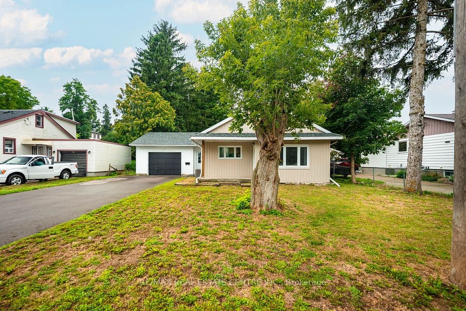 23 Third Street, Orangeville, ON L9W 2B2 – photo 2