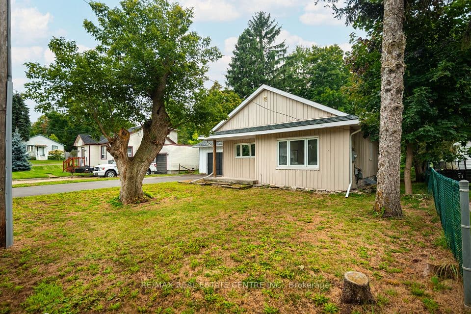 23 Third Street, Orangeville, ON L9W 2B2 – photo 3