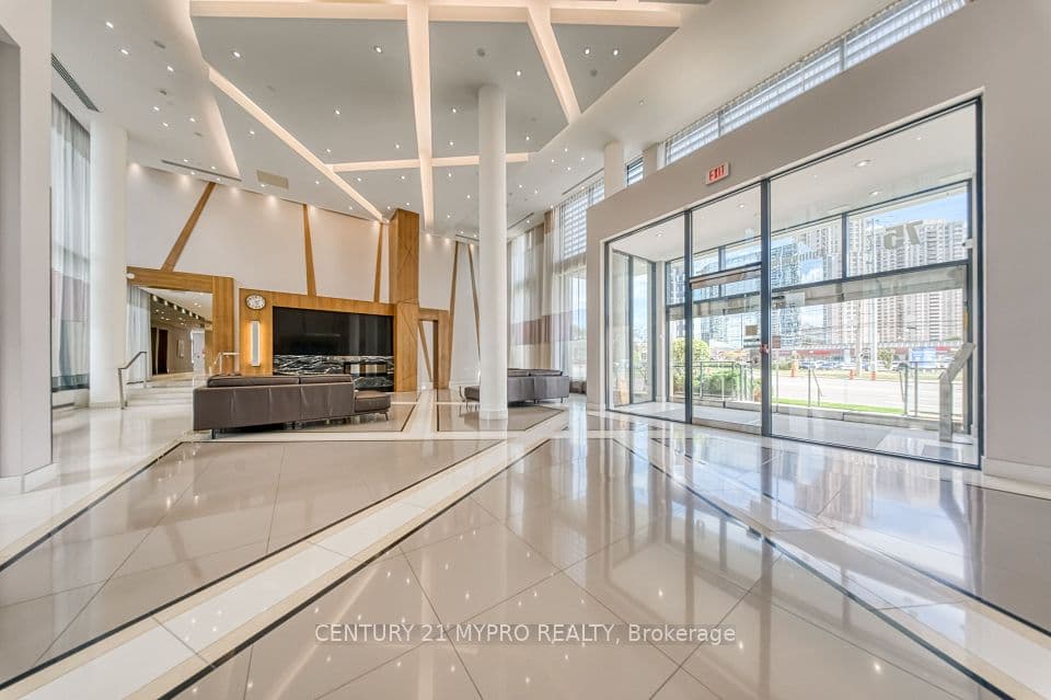55 Eglinton Avenue W 103, Mississauga, ON L5M 8E4 – photo 3