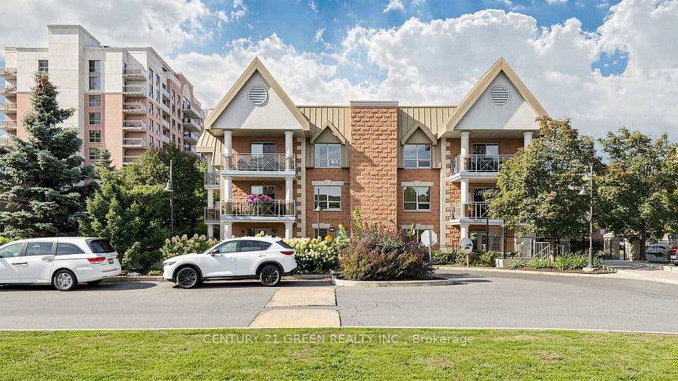 830 Scollard Court 311, Mississauga, ON L5V 0A2 – main photo