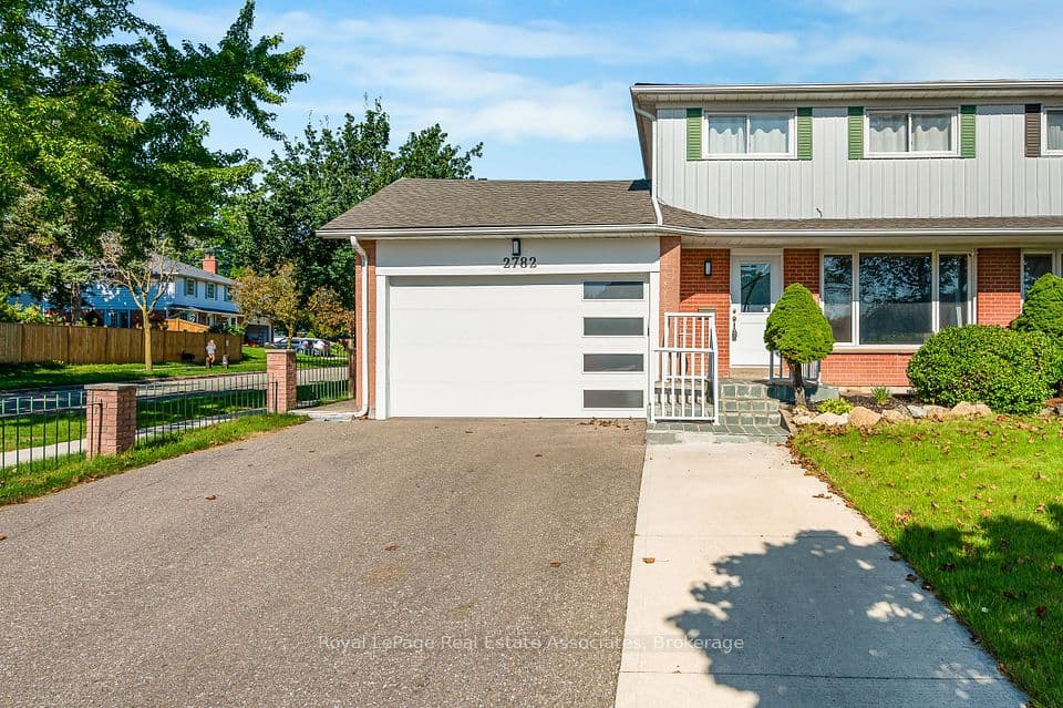 2782 Hollington Crescent, Mississauga, ON L5K 1E9 – main photo