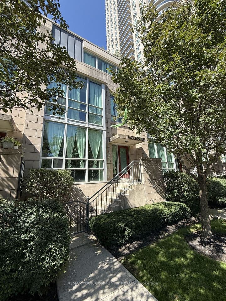 70 Absolute Avenue TH 128, Mississauga, ON L4Z 0A4 – main photo