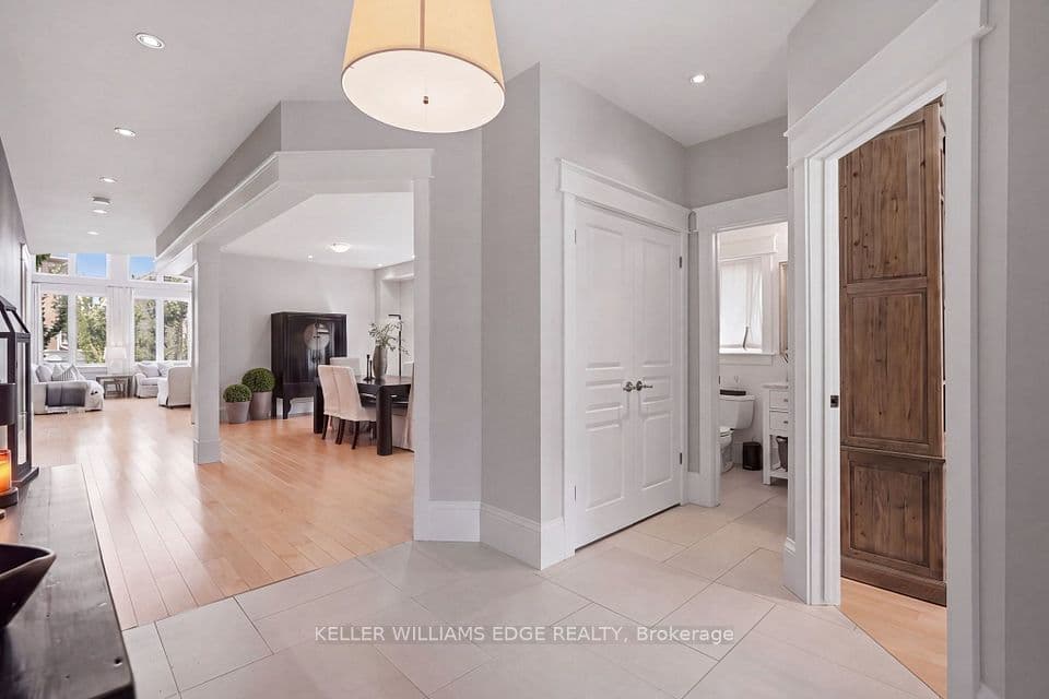 3202 Saltaire Crescent, Oakville, ON L6M 0K8 – photo 2