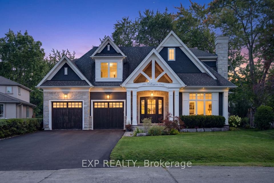 528 Wellington Crescent, Oakville, ON L6L 4X5 – main photo